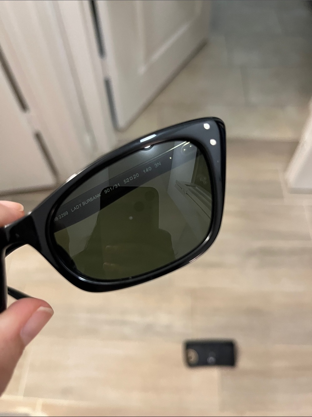 Ray-Ban all black Lady Burbank - Picture 8 of 9